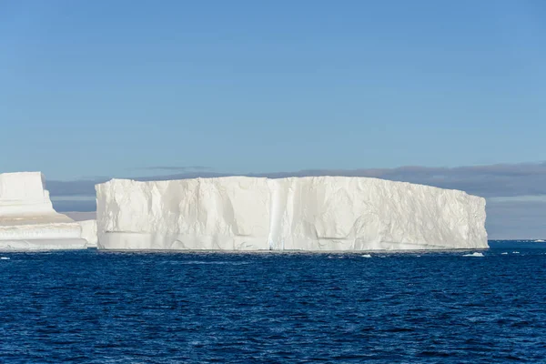 Antarktis Seascape Med Isberg — Stockfoto