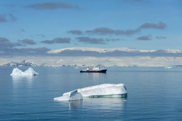 Navio Passageiros Antártica — Fotografia de Stock