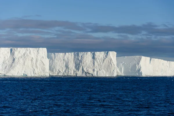 Paisaje Marino Antártico Con Iceberg — Foto de Stock