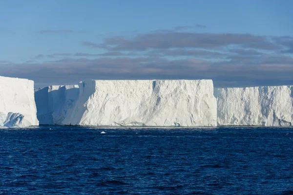 Paisaje Marino Antártico Con Iceberg —  Fotos de Stock