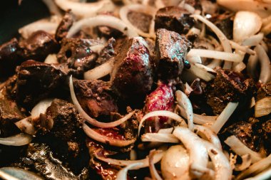 Taze kekikli bonfile biftek.