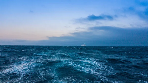 Paisaje Marino Crucero Distancia Horizonte Enfoque Selectivo — Foto de Stock