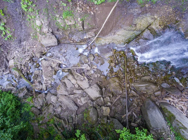 Łóżko Strumieniowe Kamieni Kłód Które Przyniosły Wodospad Widok Lotu Ptaka — Zdjęcie stockowe