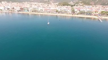 Kıyı kenti Marmaris 'in hava manzarası, Türkiye.
