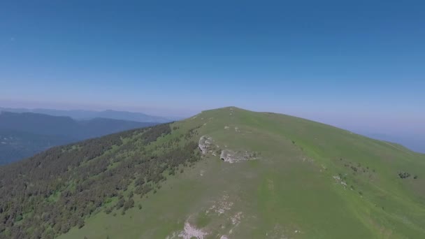Felsklippe Kaukasus — Stockvideo