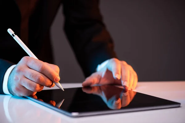 Signing Digital Document On Digital Tablet