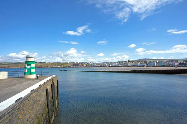 港と町マン島のイギリス諸島の皮をむく — ストック写真