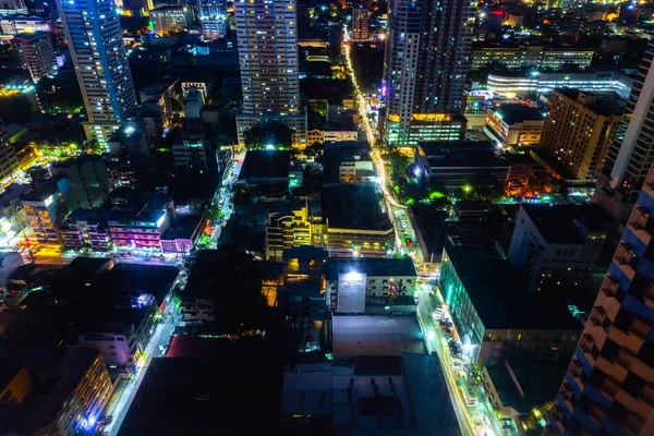 マニラ フィリピン 2018 2018 日地下鉄マニラ フィリピンでの上からマラテ地区の照らされた通りの夜景 — ストック写真