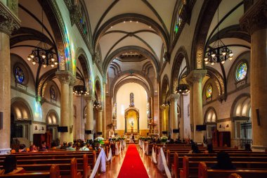 Manila Katedrali'nde düğün hizmeti, Filipinler