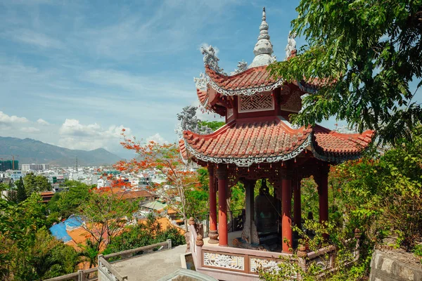 Giant Prayer Bell Grounds Long Son Pagoda Nha Trang Vietnam — Stock Photo, Image