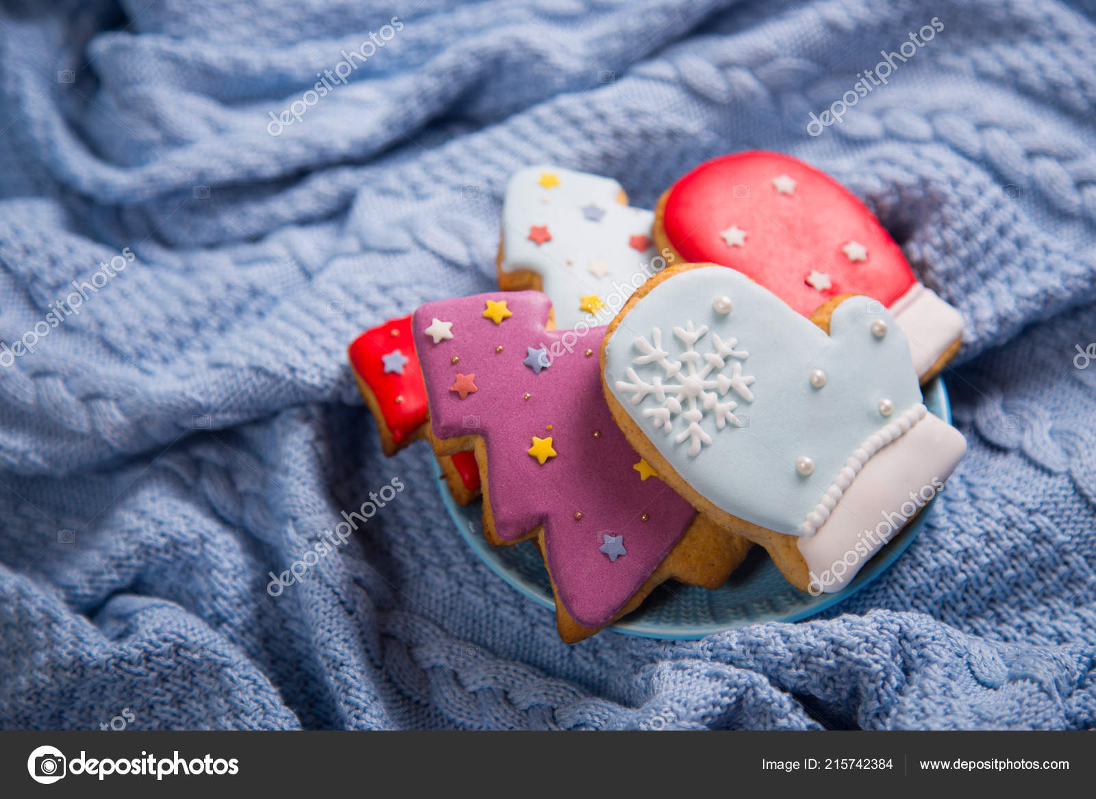 Closeup Fatto Casa Smaltato Gingerbread Decorato Con Stelle