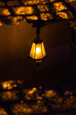Eski Tallinn Yansımaları suda