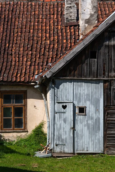 Altes Landhaus Baltikum — Stockfoto