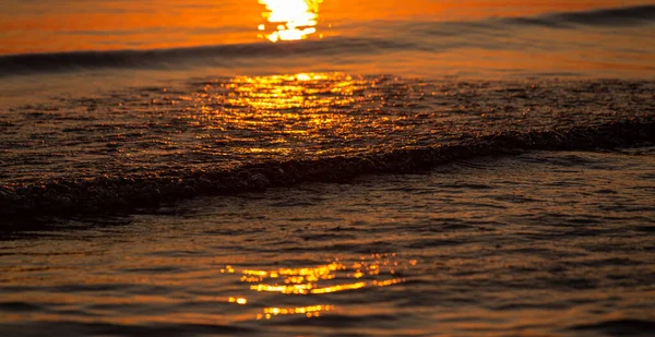 Beau Coucher Soleil Lumineux Sur Mer — Photo
