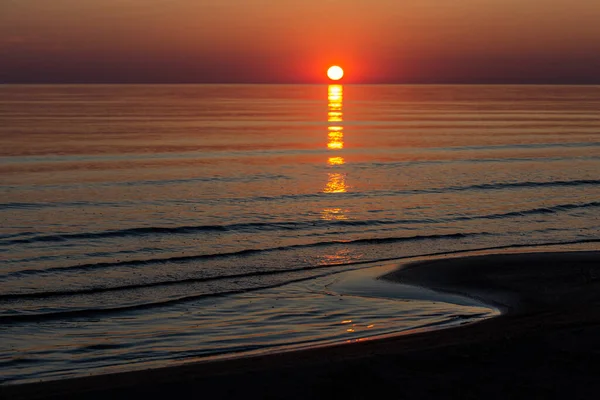 Krásný Jasný Západ Slunce Nad Mořem — Stock fotografie