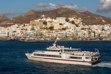 Naxos ve Santorini denizden