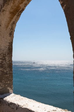 Santorini Adası 'nda kano turu.