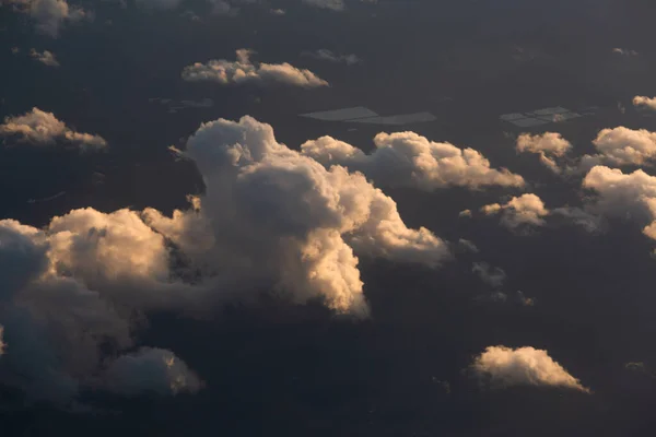 Nubes Escapan Atardecer Desde Arriba — Foto de Stock