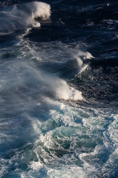 Ondas Brancas Mar Mediterrâneo Azul — Fotografia de Stock