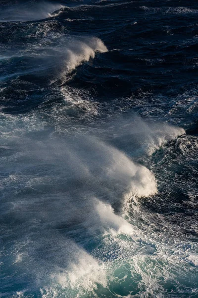 Vita Vågor Blå Medelhavet — Stockfoto