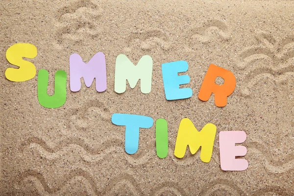 Напис Літній Час Пляжному Піску — стокове фото