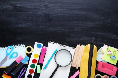 okul malzemeleri karatahta geçmişi