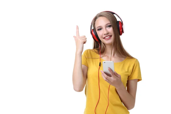 Mujer Joven Con Auriculares Smartphone Sobre Fondo Blanco — Foto de Stock