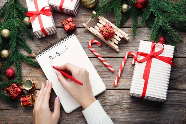 Carta Escritura Femenina Santa Claus Hoja Papel — Foto de Stock