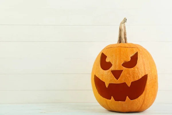 Halloween Pumpa Vitt Trä Bord — Stockfoto