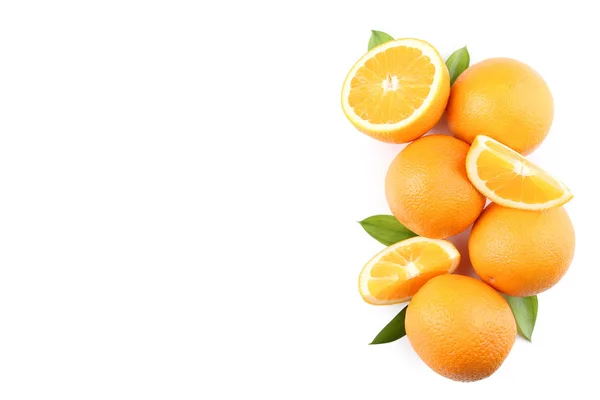 Oranžové Plody Zelenými Lístečky Izolované Bílém Pozadí — Stock fotografie