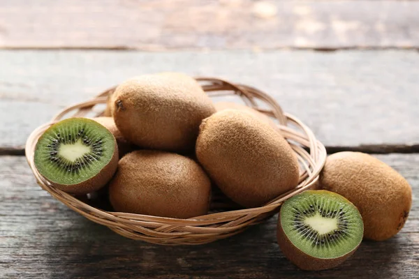 Kivi Meyve sepeti ahşap tablo