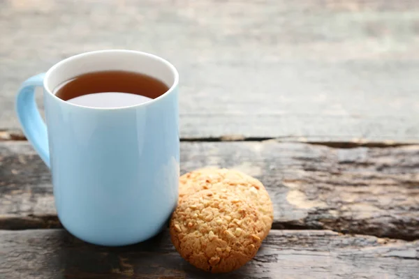 Φλιτζάνι Του Τσαγιού Cookies Γκρι Ξύλινο Τραπέζι — Φωτογραφία Αρχείου