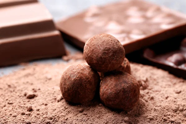 ココア パウダーのチョコレート ボール — ストック写真