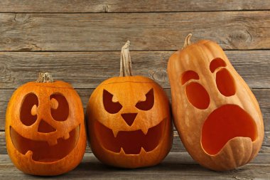 Halloween pumpkins gri ahşap tablo