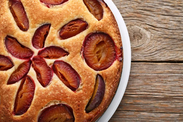 Sweet Plum Cake Brown Wooden Table — Stock Photo, Image
