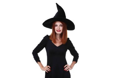 Redhaired kadın içinde beyaz arka plan üzerinde duran halloween kılık