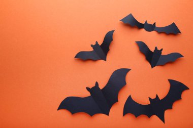 Halloween Kağıt yarasalar turuncu zemin üzerine