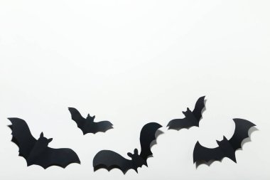 Halloween Kağıt yarasalar beyaz arka plan üzerinde