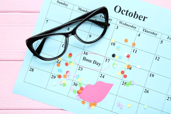 Inscription Boss Day Calendar Glasses Paper Lips Pink Wood — Stock Photo, Image