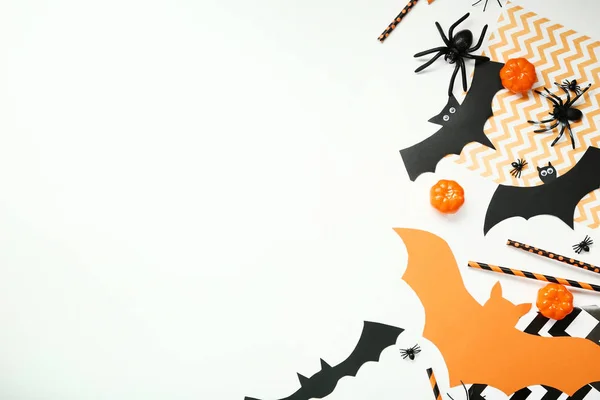 Papier Halloweenversieringen Met Pompoenen Spinnen Witte Achtergrond — Stockfoto