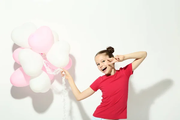 Menina Bonita Com Balões Fundo Branco — Fotografia de Stock