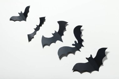 Halloween Kağıt yarasalar beyaz arka plan üzerinde