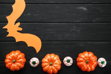 Turuncu halloween pumpkins kağıt yarasa ve gözleri Ahşap tablo