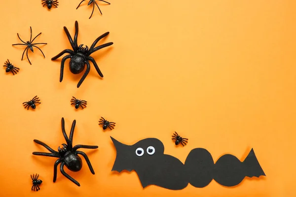 Decorazioni Halloween Con Ragni Neri Sfondo Arancione — Foto Stock