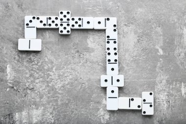 Domino gri eski püskü yüzeyi