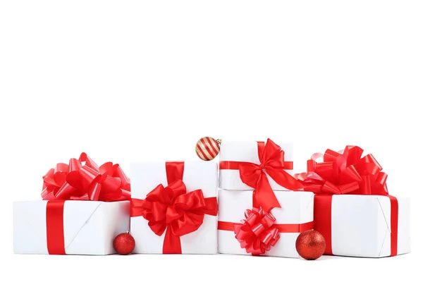 Δώρο Κουτιά Χριστουγεννιάτικα Στολίδια Που Απομονώνονται Λευκό Φόντο — Φωτογραφία Αρχείου