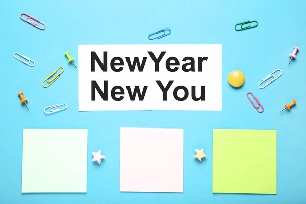 Nový Rok Nový Vás List Papíru Barevnými Klipy — Stock fotografie