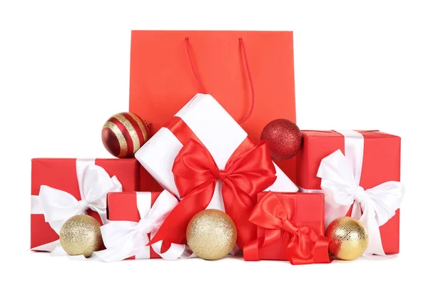 Borsa Shopping Con Scatole Regalo Palline Natale Sfondo Bianco — Foto Stock