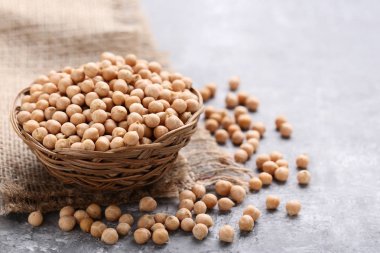 Nohut sepeti gri ahşap tablo