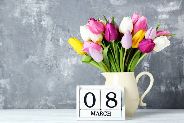 Bouquet Tulips Calendar Cubes Wooden Table — Stock Photo, Image